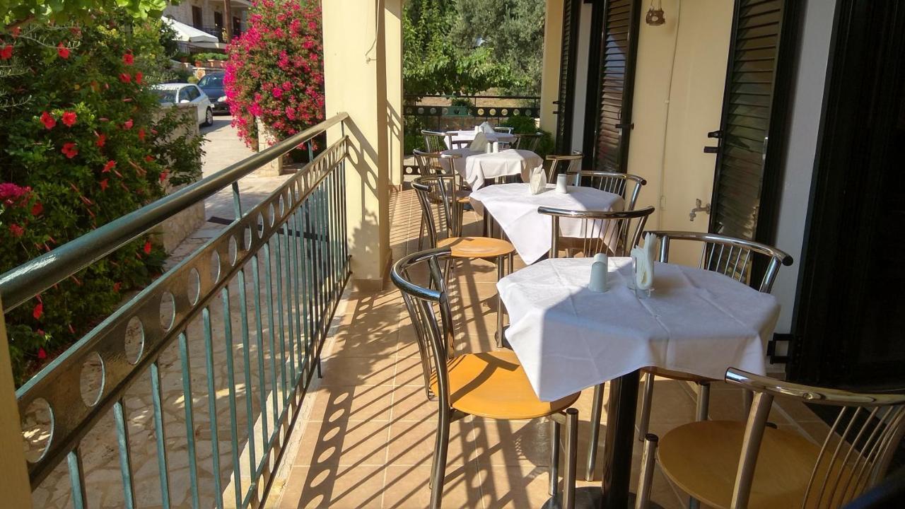 Hotel Patelis Poulithra Exterior photo